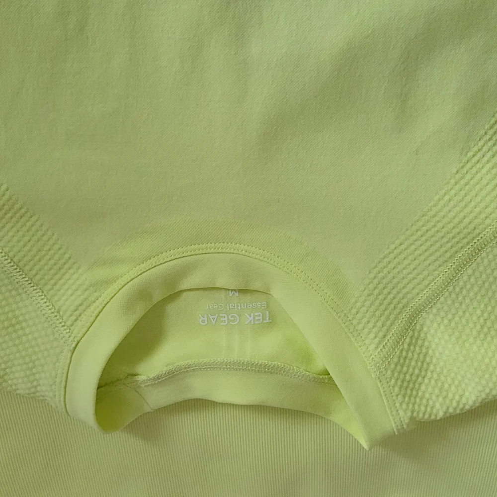 Tek Gear Workout Set- New w/o Tags - Picture 6 of 7